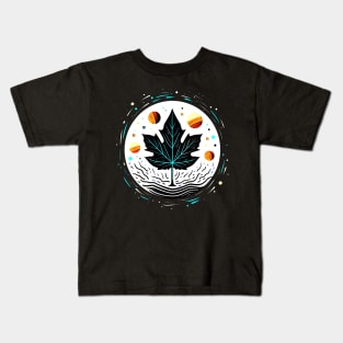 Maple Leaf abstract design Canada Day Design gift idea Kids T-Shirt